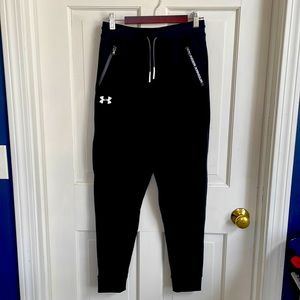 Black Under Armour joggers
